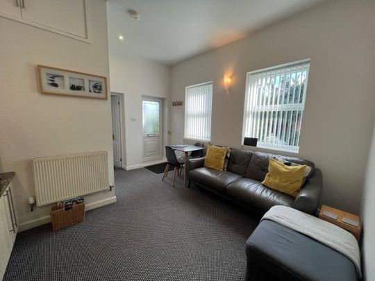 Clifton Drive North, Lytham St.Annes - Photo 1