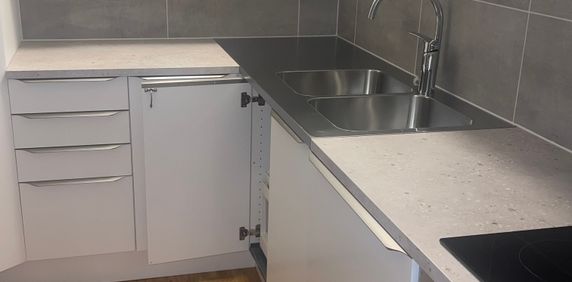 Karlhovsvägen, Södertälje - Photo 2