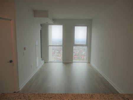 For Lease - 4055 Parkside Village Drive Unit# 2921, Mississauga, Ontario - Photo 2