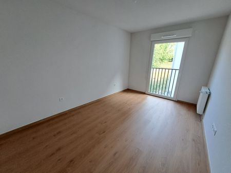 Location Appartement 3 pièces 65m² ARPAJON 91290 - Photo 2
