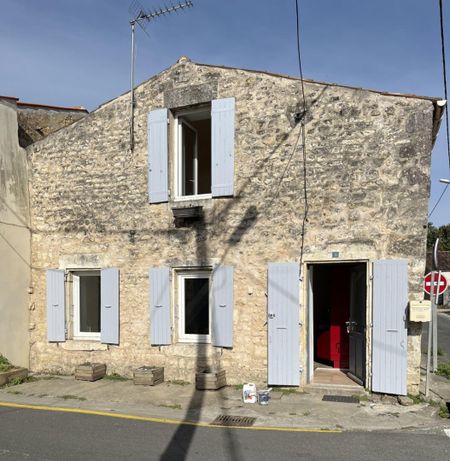 Location maison 3 pièces, 75.00m², Pont-l'Abbé-d'Arnoult - Photo 3