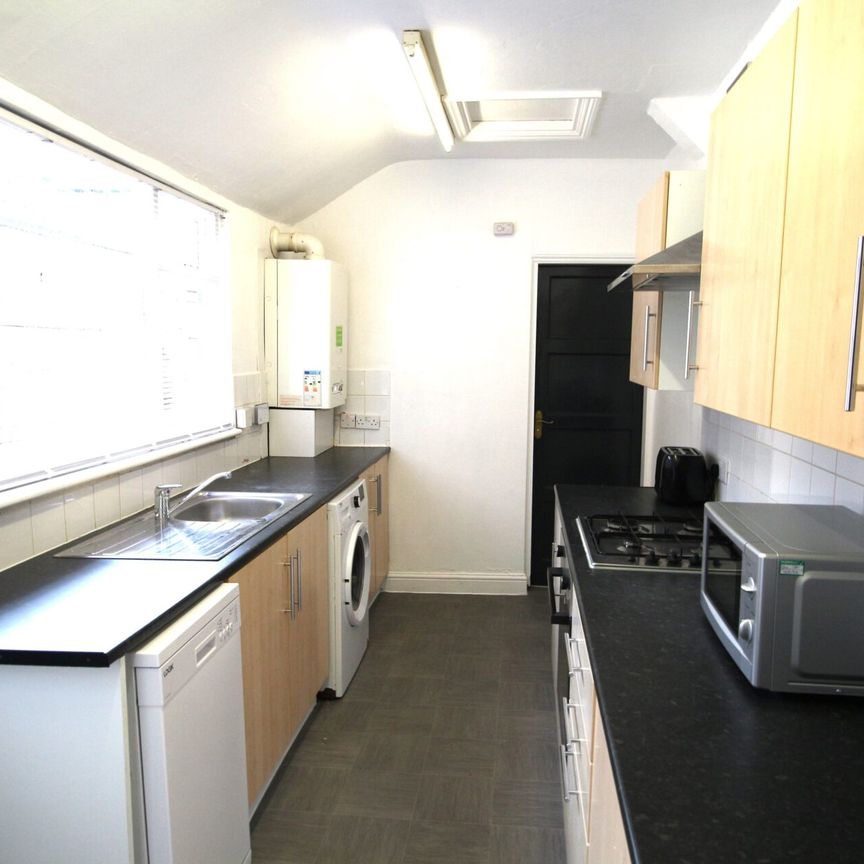 47 Cromwell Street, Lincoln, Lincolnshire, LN2 5LP - Photo 1