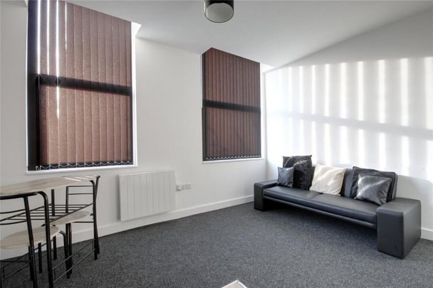 1 bedroom flat to rent - Photo 1