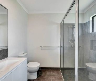 Lifestyle and location - Photo 6