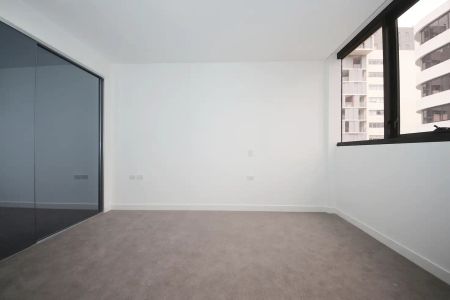 “Quiet Garden-Facing One Bedroom Apartment” - Photo 5