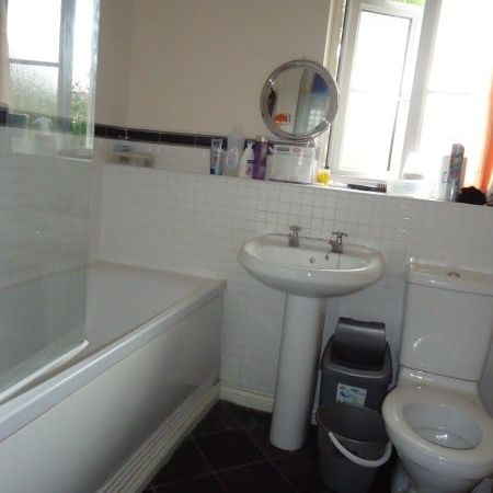 3 Bed Detached House, Highfield Road, CV2 - Photo 1