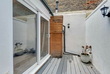 Englands Lane, London, NW3 - Photo 5