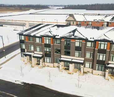 For Lease - 77 MINNOCK Street, Caledon, Ontario - Photo 3