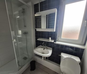 Location Appartement 2 pièces 41m² LILLE 59800 - Photo 3
