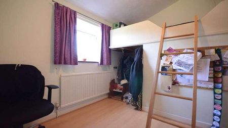 Marshall Close, Purley On Thames, Reading, RG8 - Photo 2