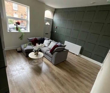 Room in a Shared House, Barton Terrace, LS11 - Photo 6