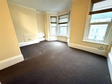 Southwater Road, St Leonards On Sea, TN37 - Photo 2