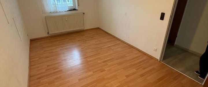 2-Zimmer-Wohnung mit Balkon & Einbauküche – ab sofort frei - Foto 1