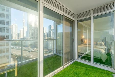 For Lease - 19 Bathurst Street Unit# 1109, Toronto, Ontario - Photo 3