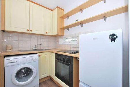 Bradfield Close, Guildford, Surrey, GU4 - Photo 4