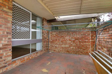 WALK TO CURTIN UNI! - Photo 4