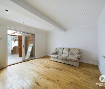 3 bedroom property to rent - Photo 1