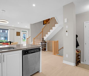 For Lease - 1082 Chapman Mills Drive, Barrhaven, Ontario - Photo 1