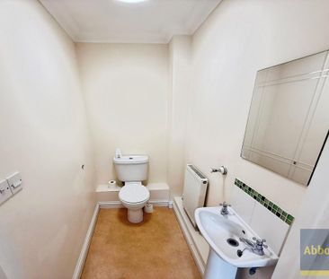 3 bedroom semi-detached house to rent - Photo 6