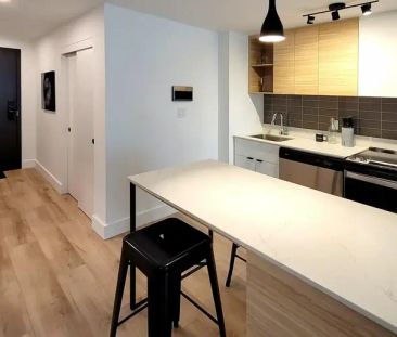 Le Jacob | 3940 Boulevard Saint-Elzéar Ouest, Laval - Photo 1