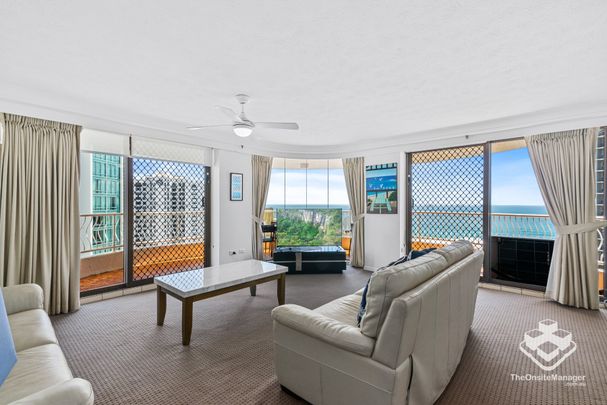 Open Plan Furnished Beachside Apartment with Ocean Views - Photo 1