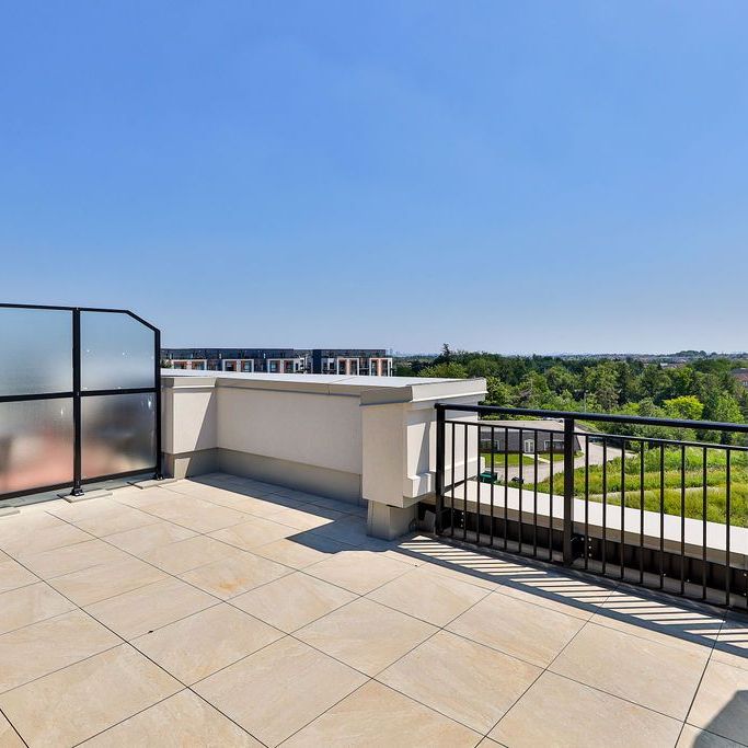 For Lease - 11 Walder Lane Unit# J-303, Richmond Hill, Ontario - Photo 1