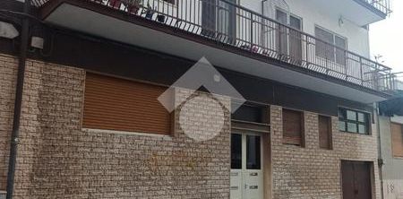 5 locali in affitto - Photo 2