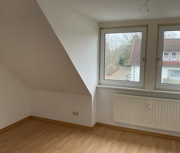 Geräumige helle 4-Zimmer-Wohnung in Zeven - ab sofort anmietbar - Photo 4