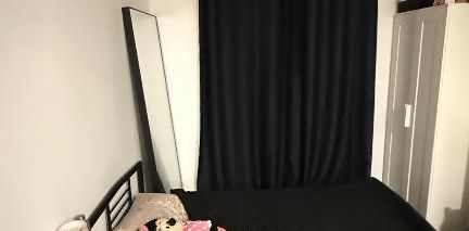 Appartement studio et salle de bain - Photo 2