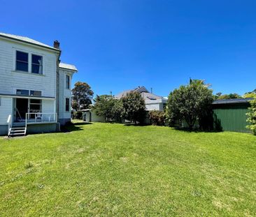 Charming Character in Cheltenham! - Photo 5