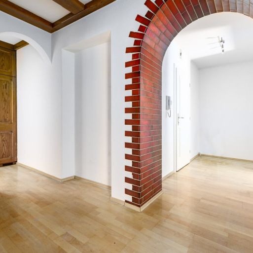 Behagliche Modernität und Retro-Charme: 3½-Zimmer-Wohnung in Itzling - Photo 1