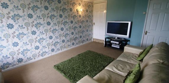 2 bedroom terraced house to rent - Photo 2