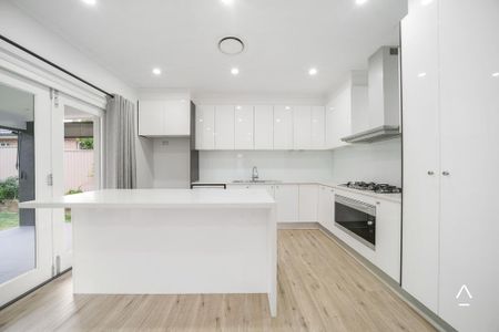 Spacious Home - Photo 2