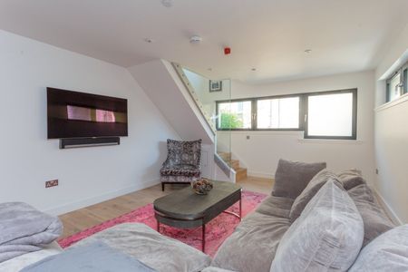 4 bedroom terraced apartment to rent - Photo 4