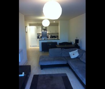 2 Bed Flat, Leamore Court, E2 - Photo 2