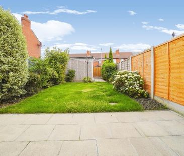 3 bedroom terraced house to rent - Photo 5