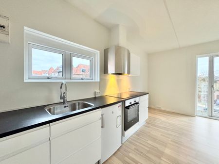 Lys 1-værelses lejlighed med altan i Skibhuskvarteret - Foto 3