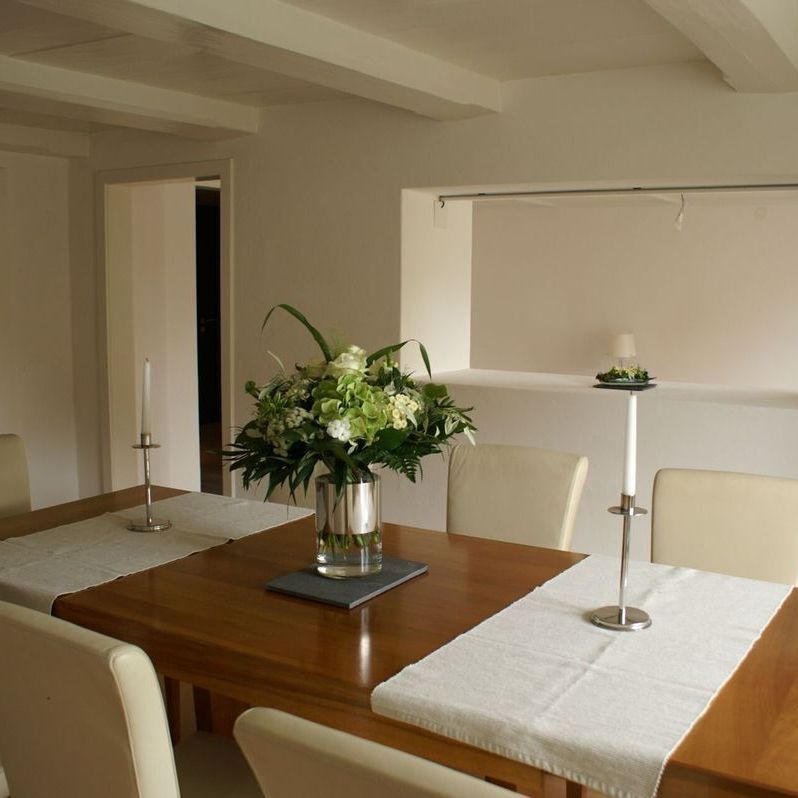 Renovated farmhouse with modern living comfort! - Photo 1