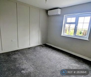 2 bedroom semi-detached house to rent - Photo 2