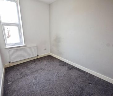 4 bedroom terraced house to rent - Photo 4