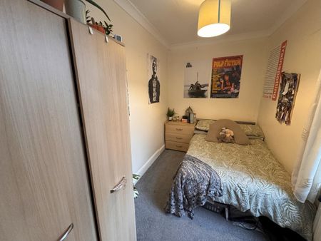 Stanley Street, Haxby Road - P1334 - Photo 3