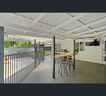 59-61 Baronia Cres, Holloways Beach, Qld 4878 - Photo 3