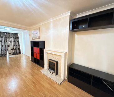 3 bedroom terraced house to rent - Photo 2