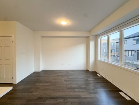 For Lease - 79 Brighton Lane, Thorold, Ontario - Photo 3