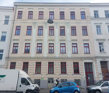 Gemütliche 1,5- Zimmer Dachgeschosswohnung mit Terrasse am Matznerpark - Photo 5