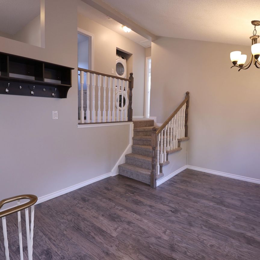 For Lease - 26 Melinda Crescent Unit# A, Barrie, Ontario - Photo 1