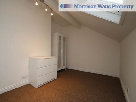 6 Bed - Langdale Terrace, Headingley, Leeds - Photo 3