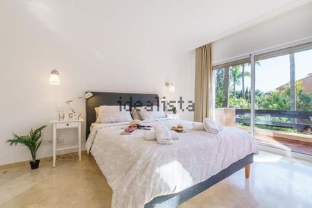 Alquiler de piso en Calle Wagner, 1 - Photo 2