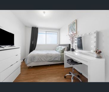 1/365 Victoria Road, Thornbury, Vic 3071 - Photo 2