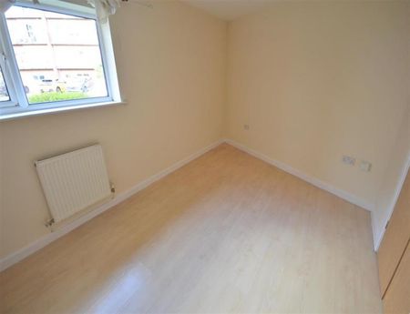 2 Bedroom Apartment To Let - Photo 4
